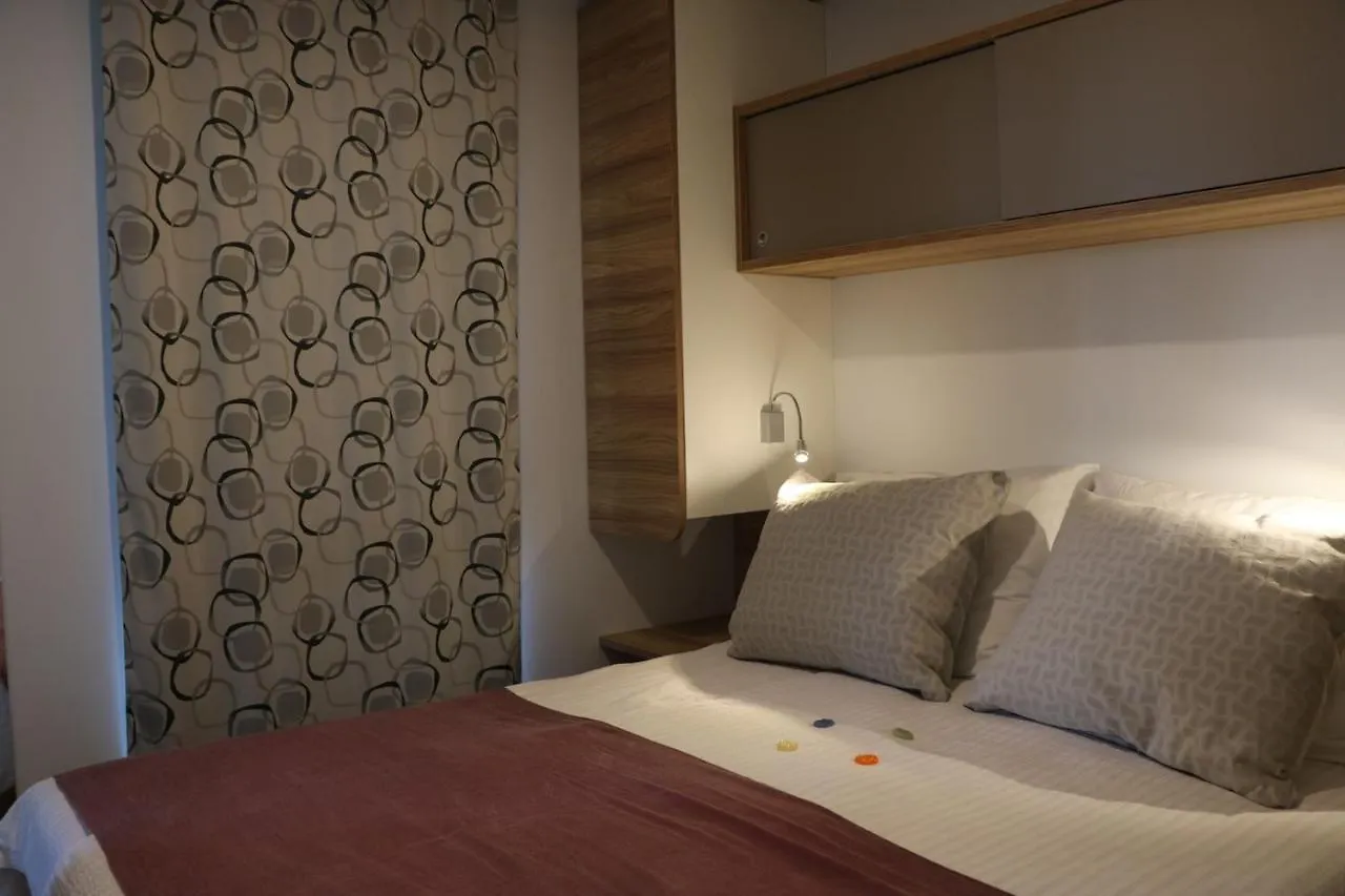 Porton Biondi Mobile Home No158 Rovinj 0*,  Croatia